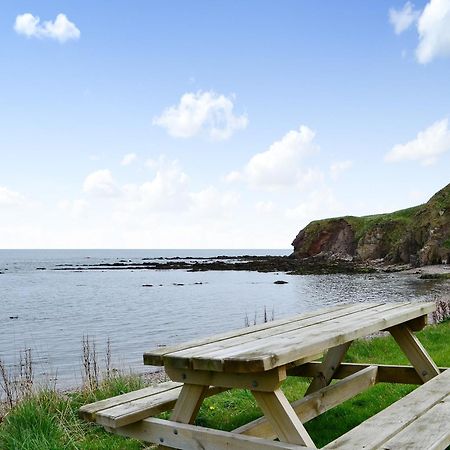 Archies Cottage Burnmouth Exterior photo