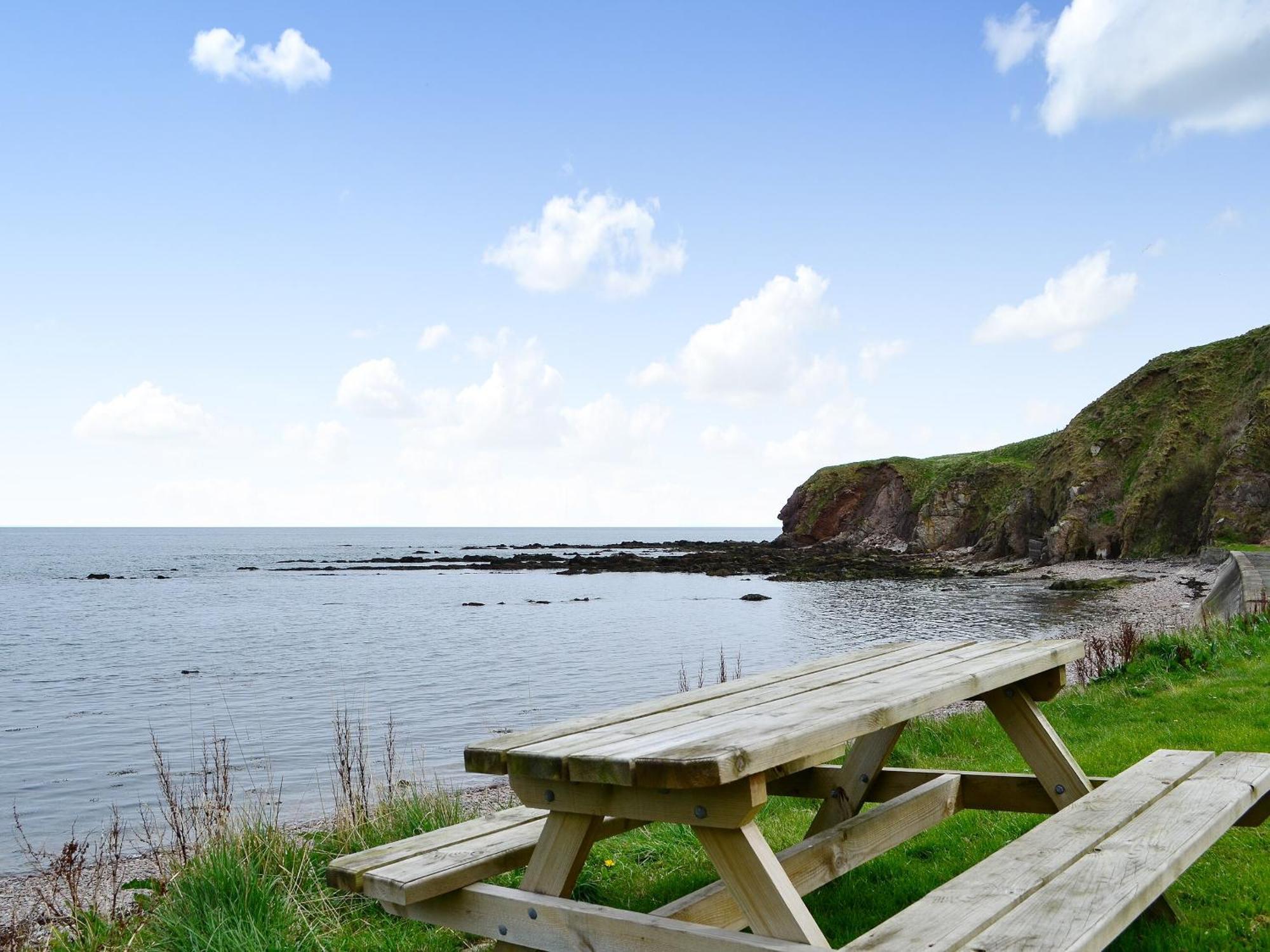 Archies Cottage Burnmouth Exterior photo